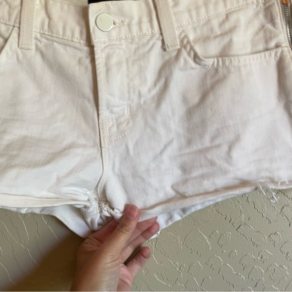 J. Brand‎ White Low Rise Shorts - Picture 4 of 8